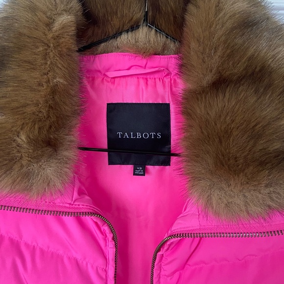 Faux fur collar quilted puffer vest Talbots - Picture 3 of 9